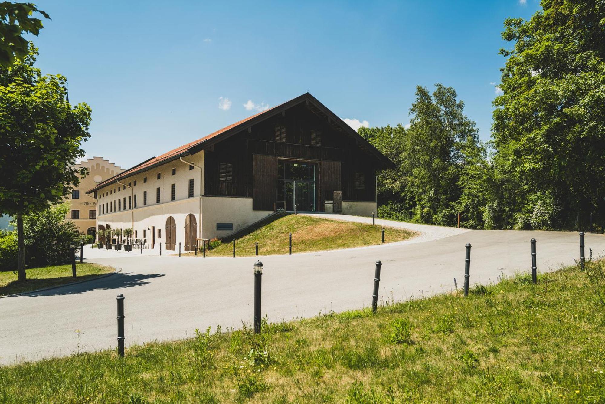 Landhotel Alte Zollstation- Historical Building Pittenhart المظهر الخارجي الصورة